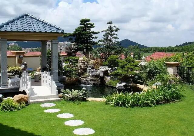 因地制宜的園林設(shè)計特點